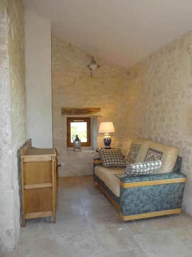 Sérignac L'Oratori : Chambre La Gabarre מראה חיצוני תמונה
