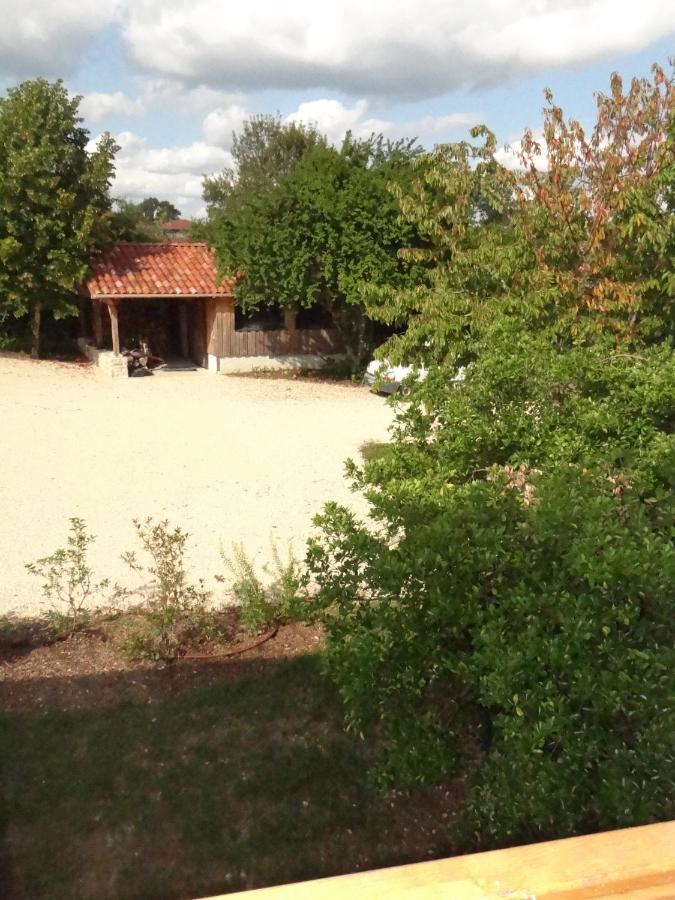 Sérignac L'Oratori : Chambre La Gabarre מראה חיצוני תמונה