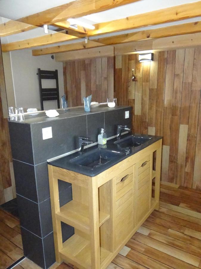 Sérignac L'Oratori : Chambre La Gabarre מראה חיצוני תמונה